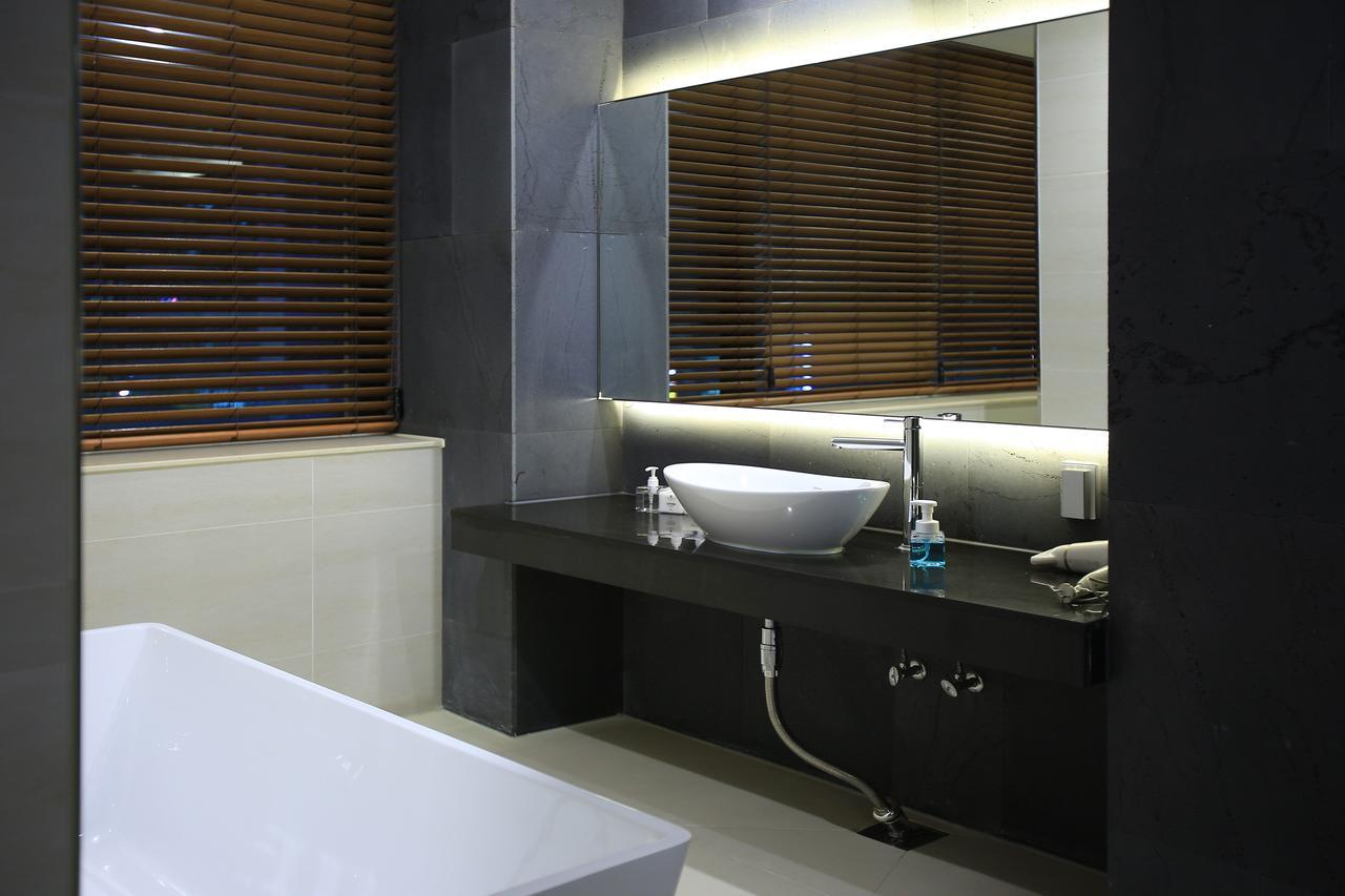 Suwon Top Cloud Hotel المظهر الخارجي الصورة