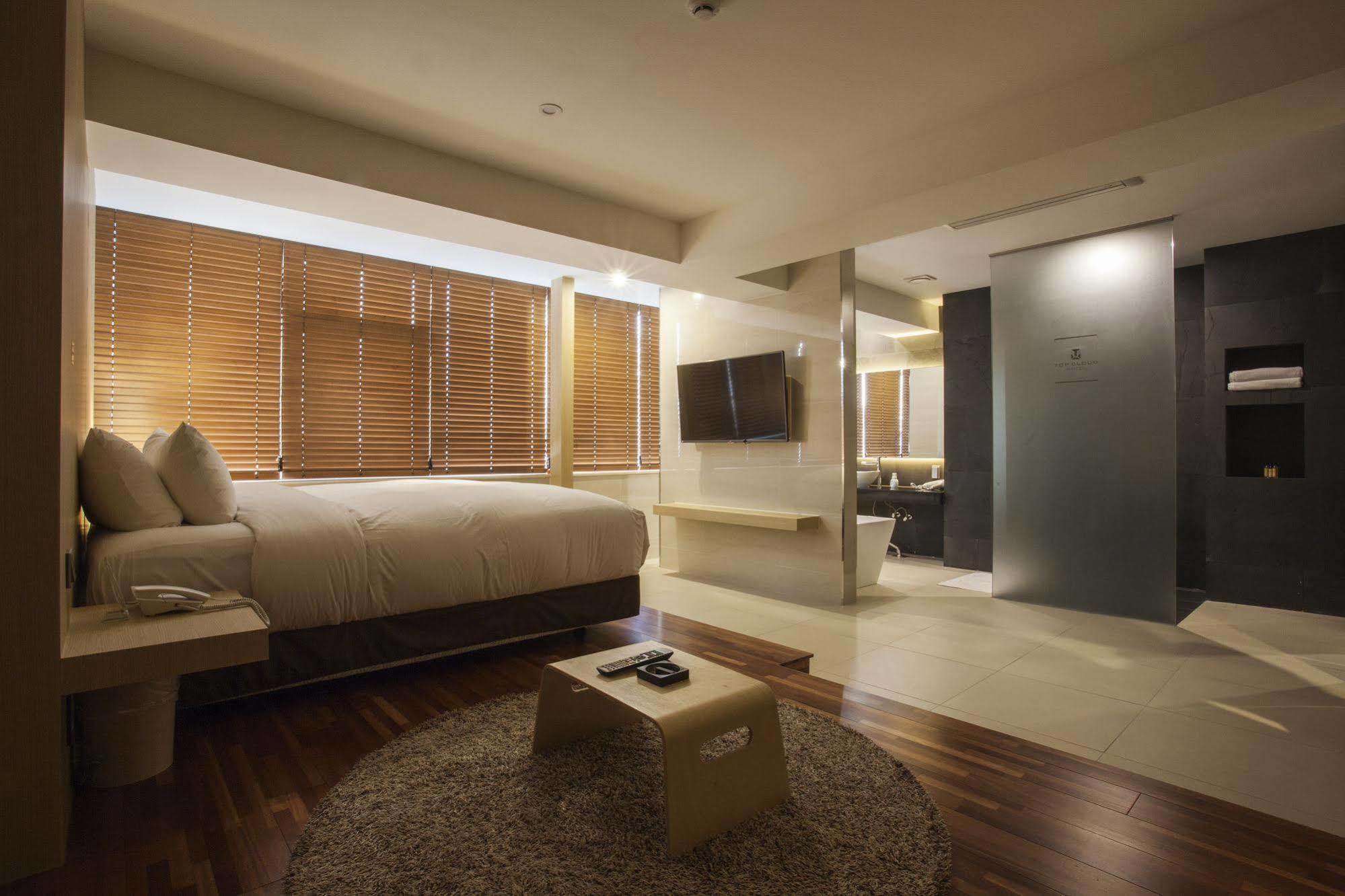 Suwon Top Cloud Hotel المظهر الخارجي الصورة