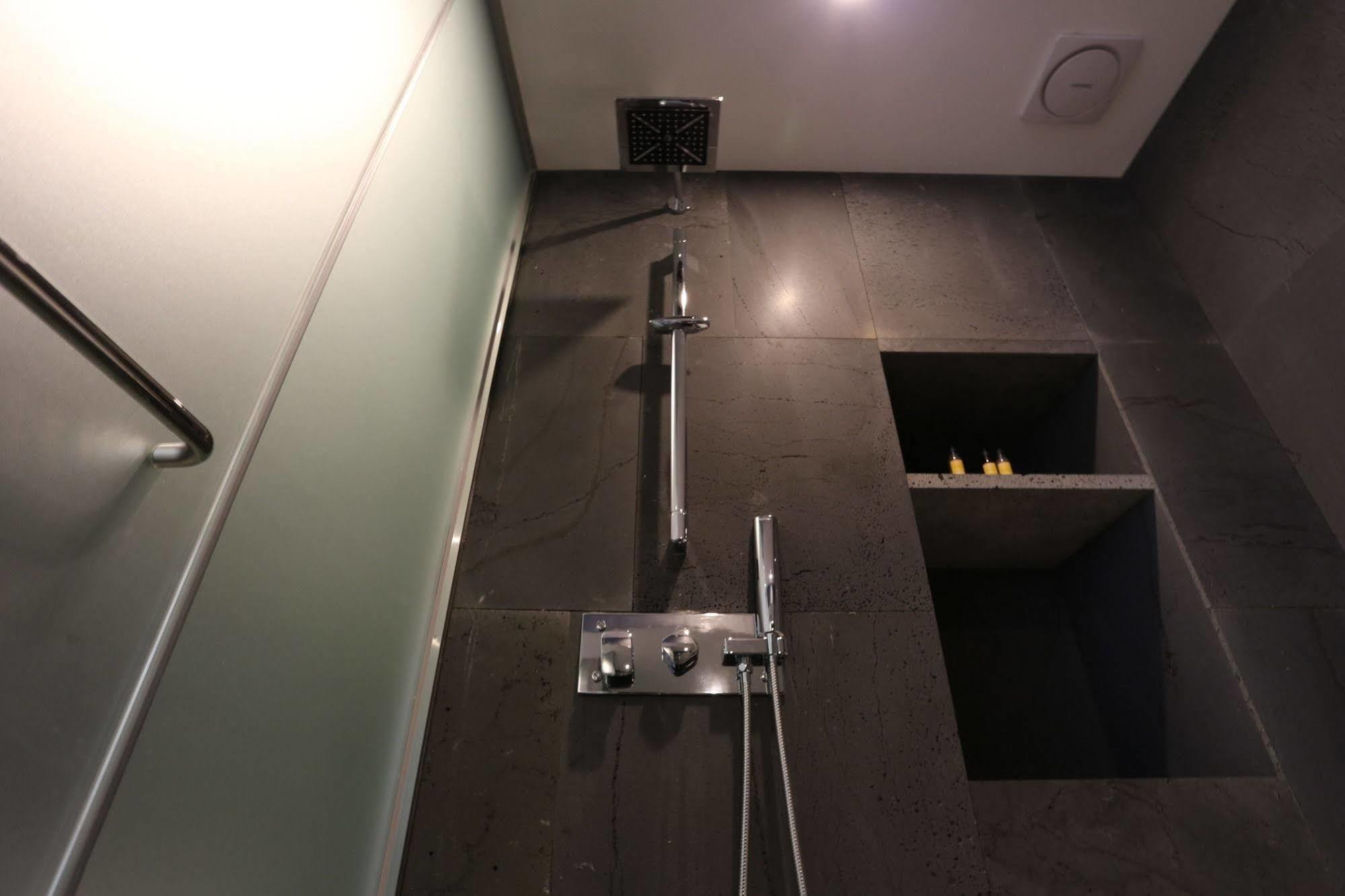 Suwon Top Cloud Hotel المظهر الخارجي الصورة