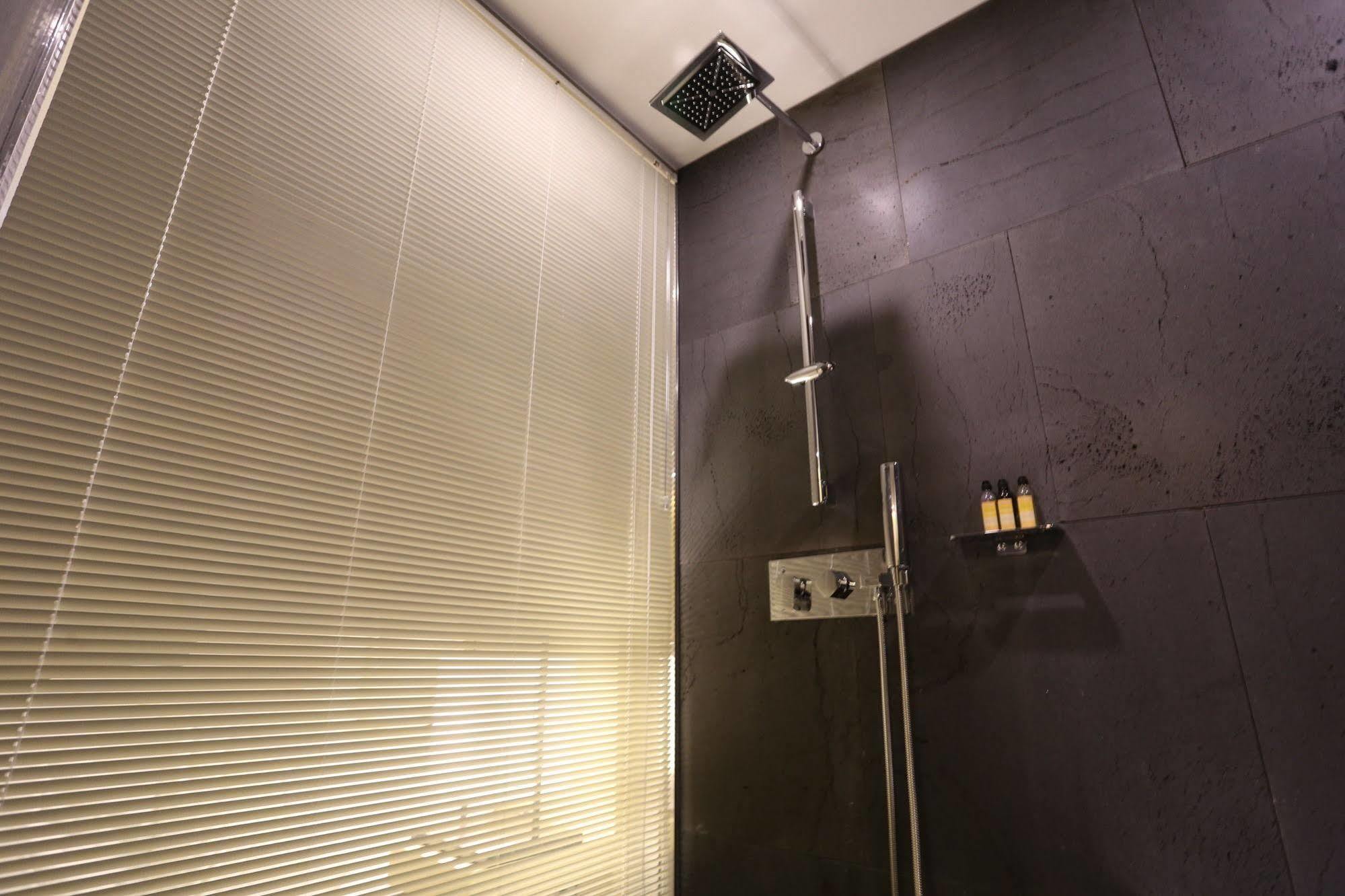 Suwon Top Cloud Hotel المظهر الخارجي الصورة